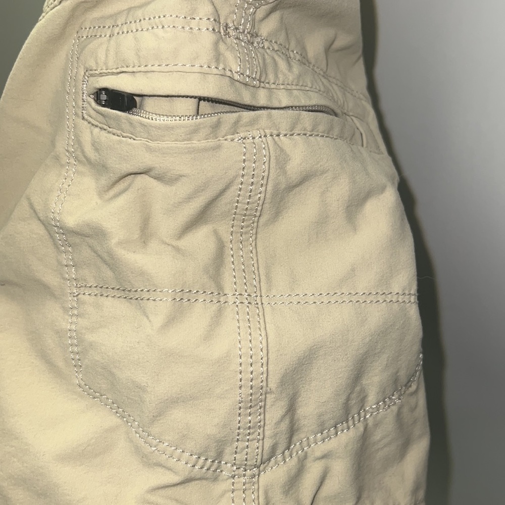 Mens Patagonia Hybrid Cargo Short - Picture 4 of 4